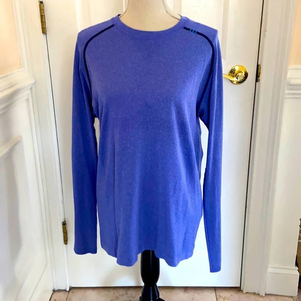 Lululemon athletic shirt - Picture 1 of 9